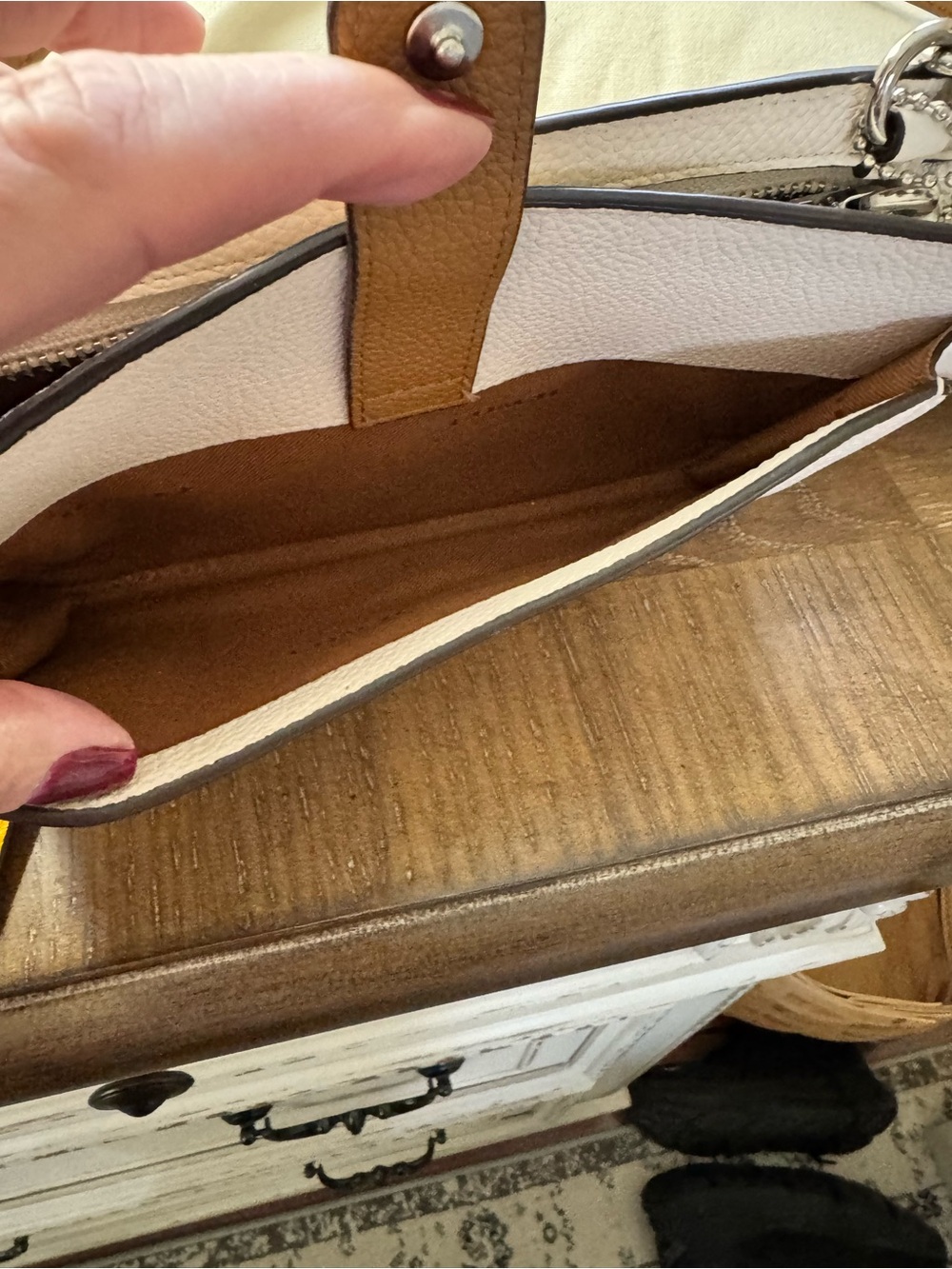 Coach NOA Pebbled Leather Crossbody Wallet - Chalk/Tan - Picture 8 of 11